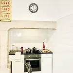 In Baixa-chiado *